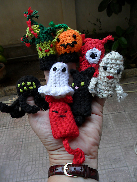 Monster Finger Puppets