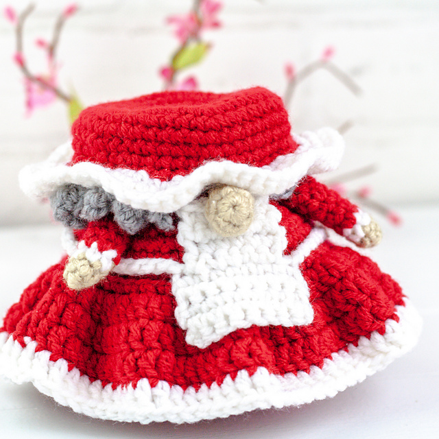 Mrs. Claus Gnome