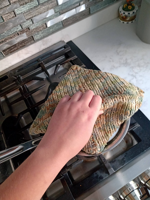 Best Knit Potholder