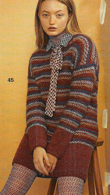 # 45 Pull avec rayures de mailles lâchées
