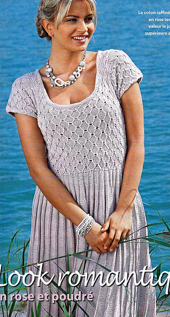 # 02 Robe rose