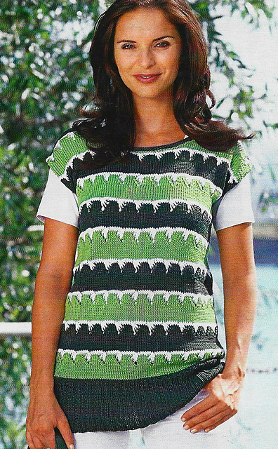 # 07 Pull long à rayures vertes