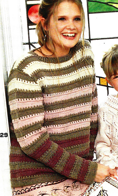 # 29 Pull à rayures