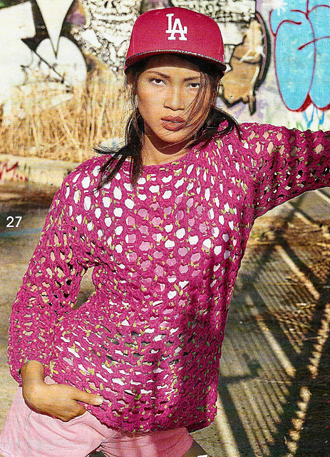 # 27 Pull motif ajouré rose vif et vert chiné