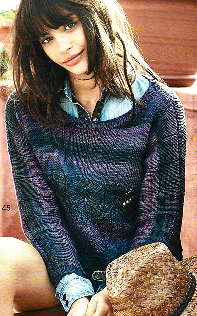 # 45 Pull court bleu et violet