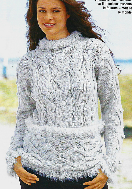 # 01 Pull gris, divers motifs