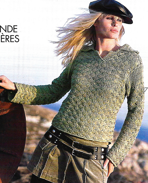 # 37 Pull vert/beige, point tressé