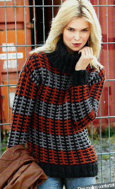 # 07 Pull tricolore avec mailles levées