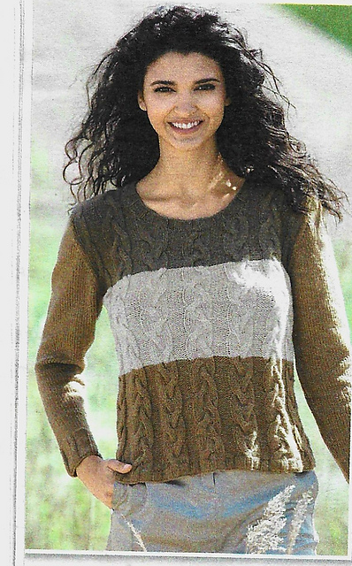 # 18 Pull motif torsadé avec larges rayures