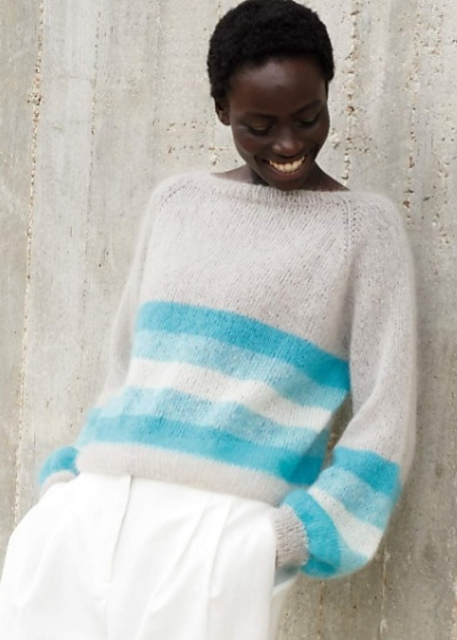 Seamless Striped Sweater (Pull top down)