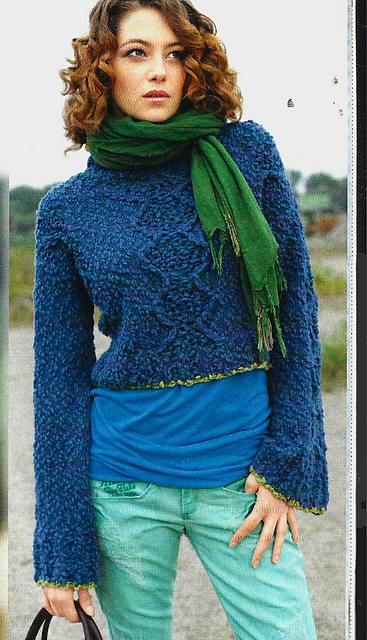 # 24 Short Pullover with Trumpet Sleeves
