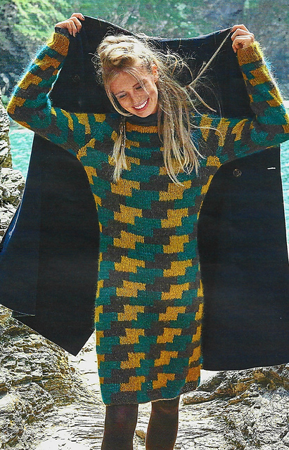 # 10 Robe en motif irlandais