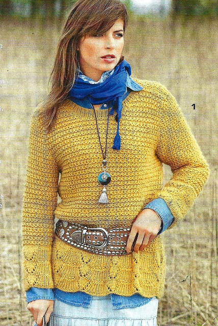 # 01 Sweater in Woven Pattern