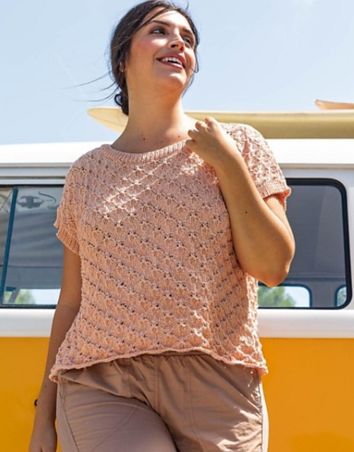 Short-Sleeved Textured Plus Size Crop Top
