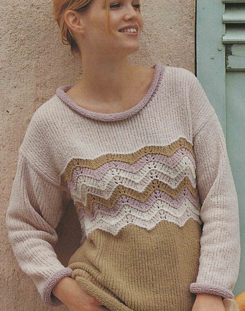 # 18 Pull à empiecement zigzag