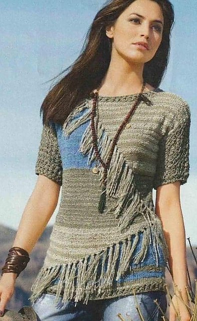 # 25 Fringed Pullover