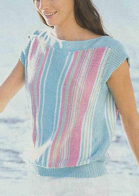 # 02 Striped Top Knitted Crosswise