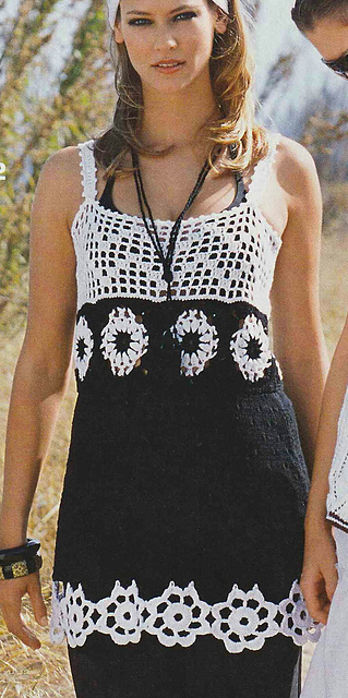 # 22 Top with Crochet Squares