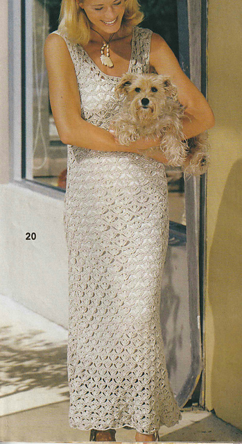 # 20 Robe vert clair