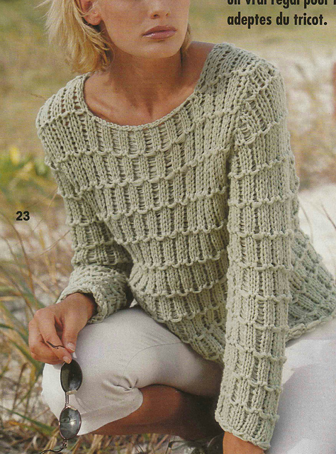 # 23 Pull vert à mailles tirées