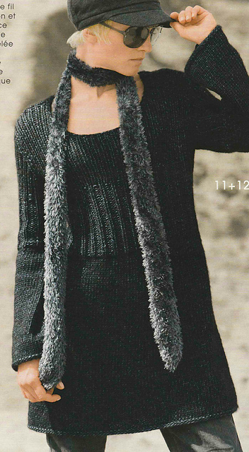 # 11 Robe bleu foncé