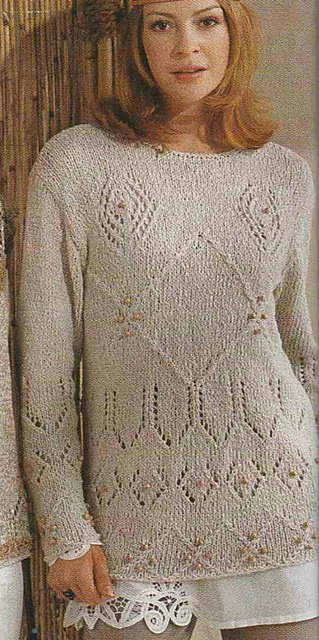 # 22 Sweater in Natural with Beads