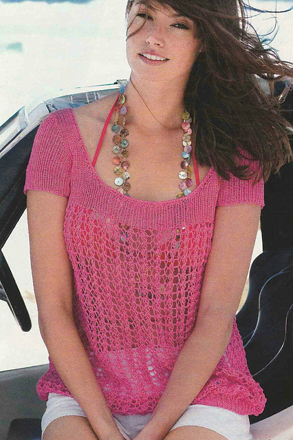# 23 Pull au motif filet