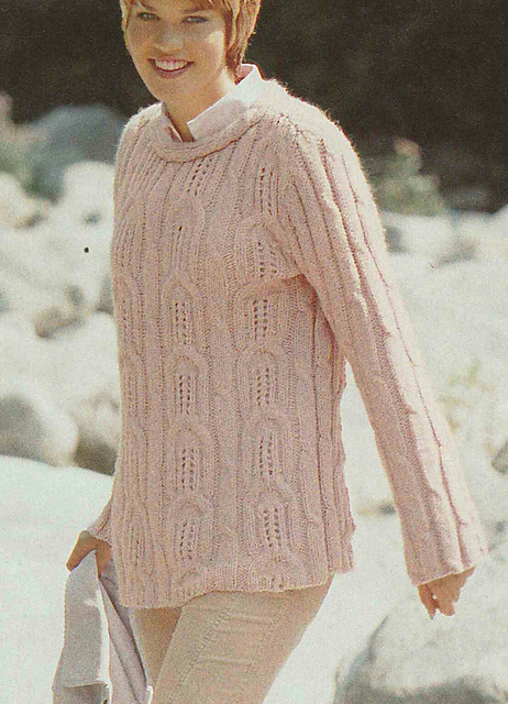 # 04 Cable and Ajouré Pattern Sweater in Rosé