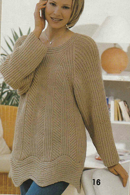 # 16 Pull à ourlet ondulant