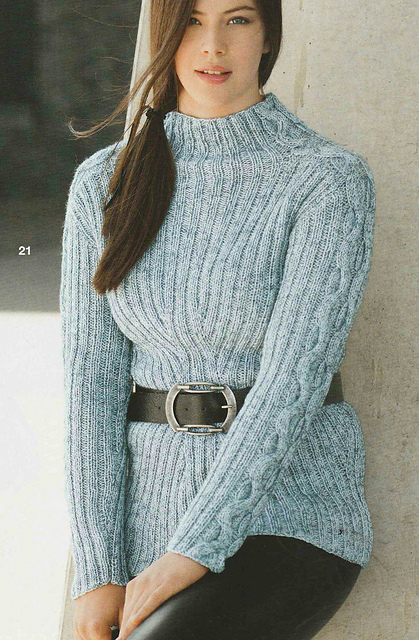 # 21 Pull côtelé bleu clair