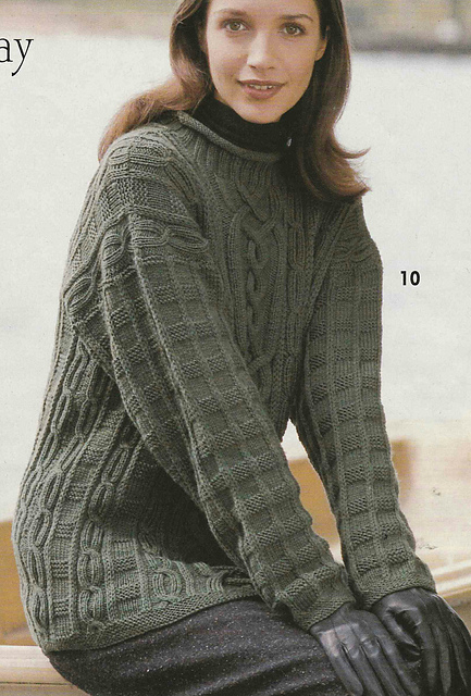 # 10 Patterned Sweater in Olive Green