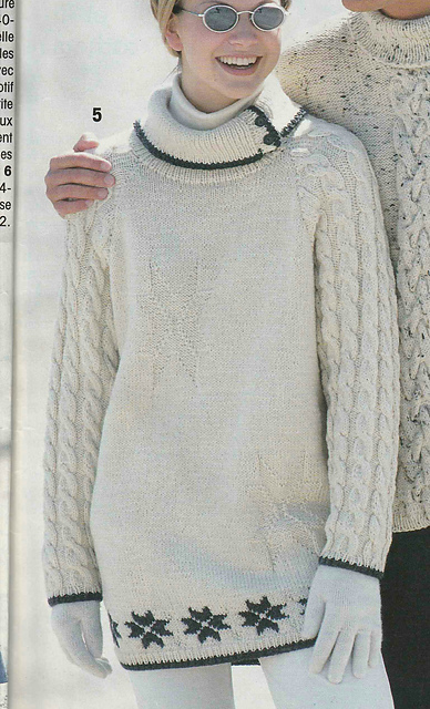 # 05 Pull raglan à motifs étoiles