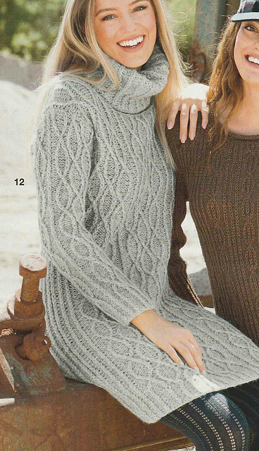 # 12 Robe en motif torsadé