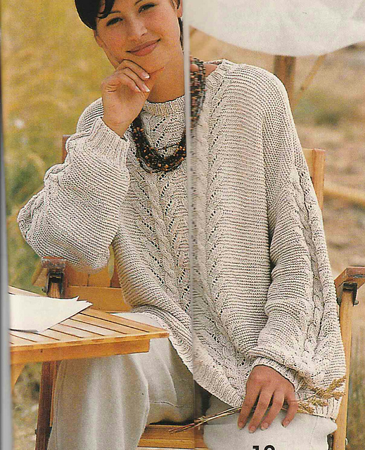 # 18 Patterned Sweater in Mottled Beige