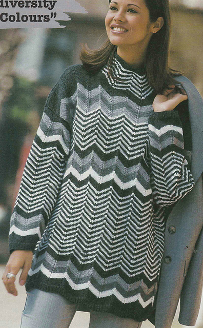 # 01 Grey Zigzag Sweater