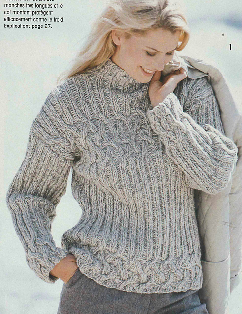 # 01 Pull chiné à motif torsadé