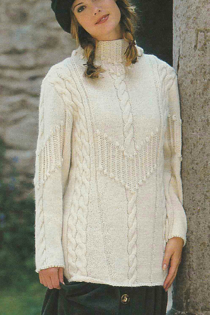 # 16 Patterned Sweater in Wool-White