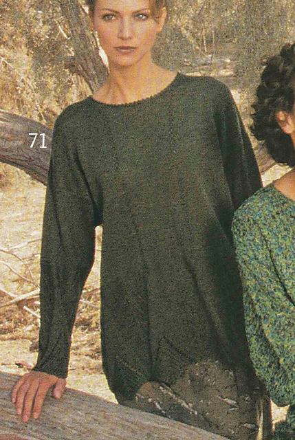 # 71 Pull bordé de motifs
