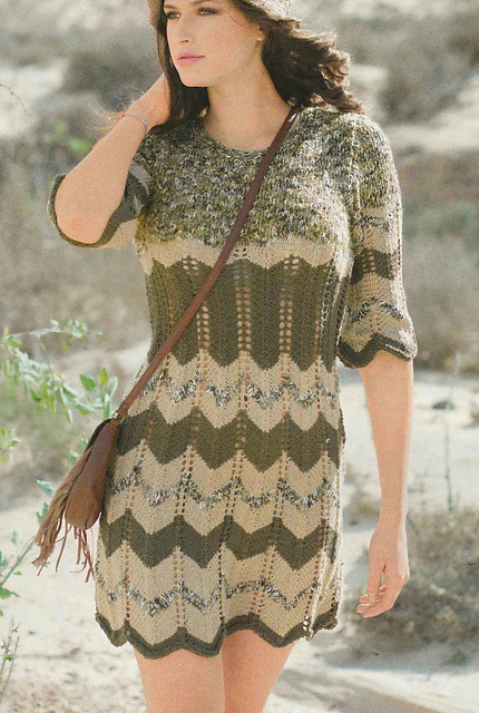 # 11 Robe au motif zigzag