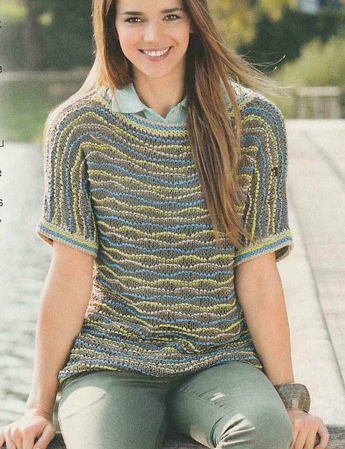 # 01 Pull au motif ondulant