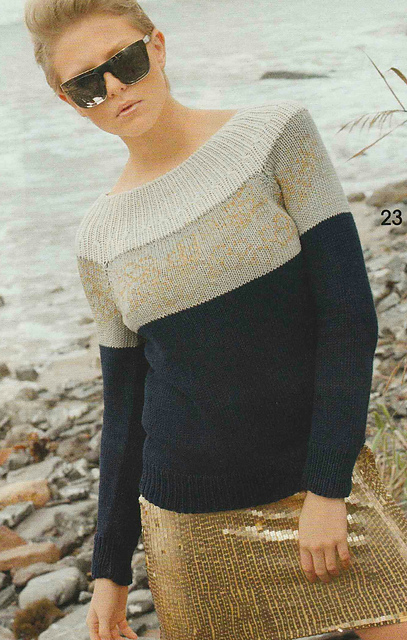 # 23 Pull à larges rayures décoré de glitter doré