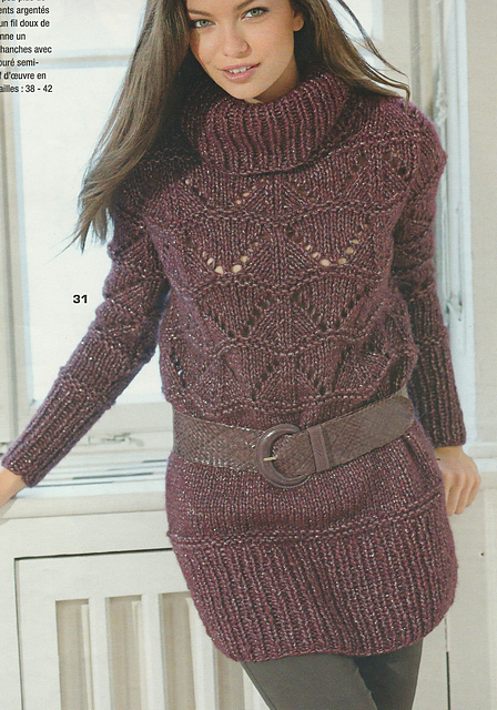# 31 Pull long aux zigzags ajourés