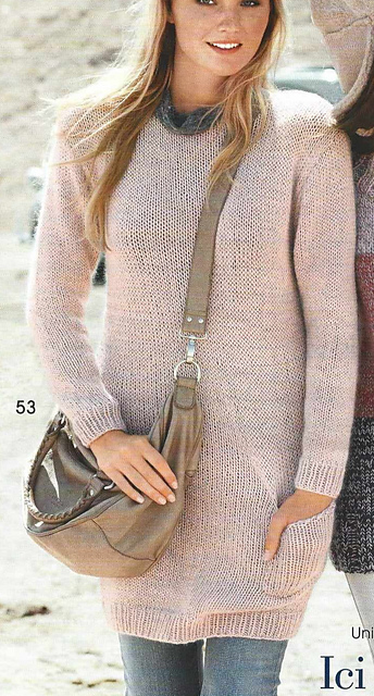 # 53 Pull long avec poches appliquées