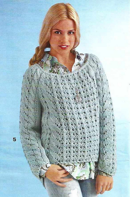 # 05 / 10 Pull en combinaison de motifs