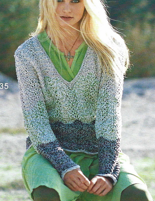 # 35 Pull à motif ondulé et encolure en V