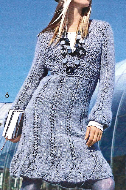 # 06 Robe avec patte croisée