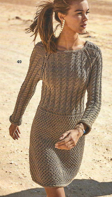 # 49 Robe en combinaison de motifs