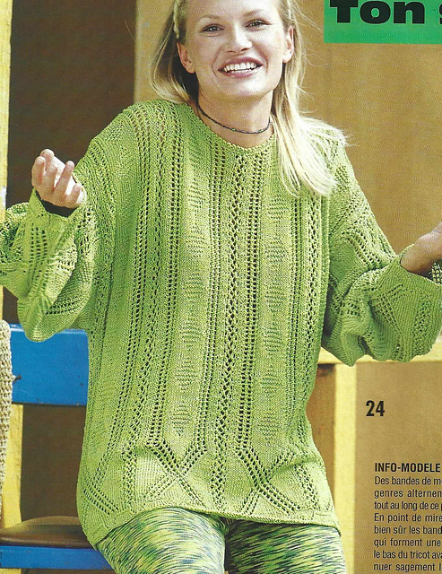 # 24 Pull manches longues et bandes de motifs