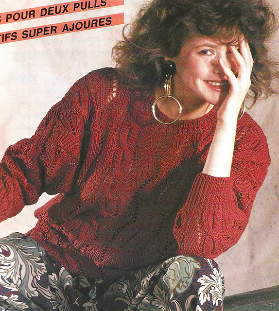 # 10 Pull couleur brique