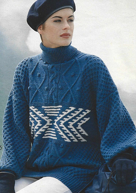 # 06 Pull à motif avec bordure en jacquard